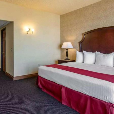 Shoreline Inn & Conference Center, Ascend Hotel Collection Muskegon Dış mekan fotoğraf
