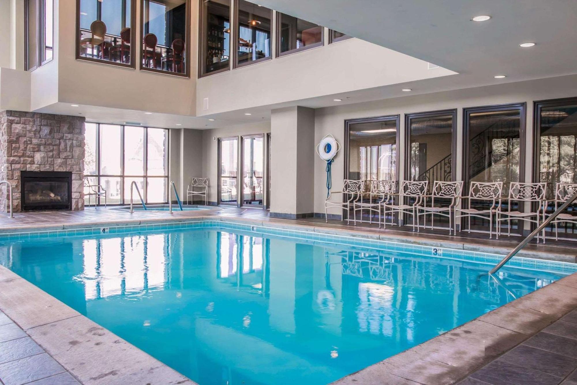 Shoreline Inn & Conference Center, Ascend Hotel Collection Muskegon Dış mekan fotoğraf