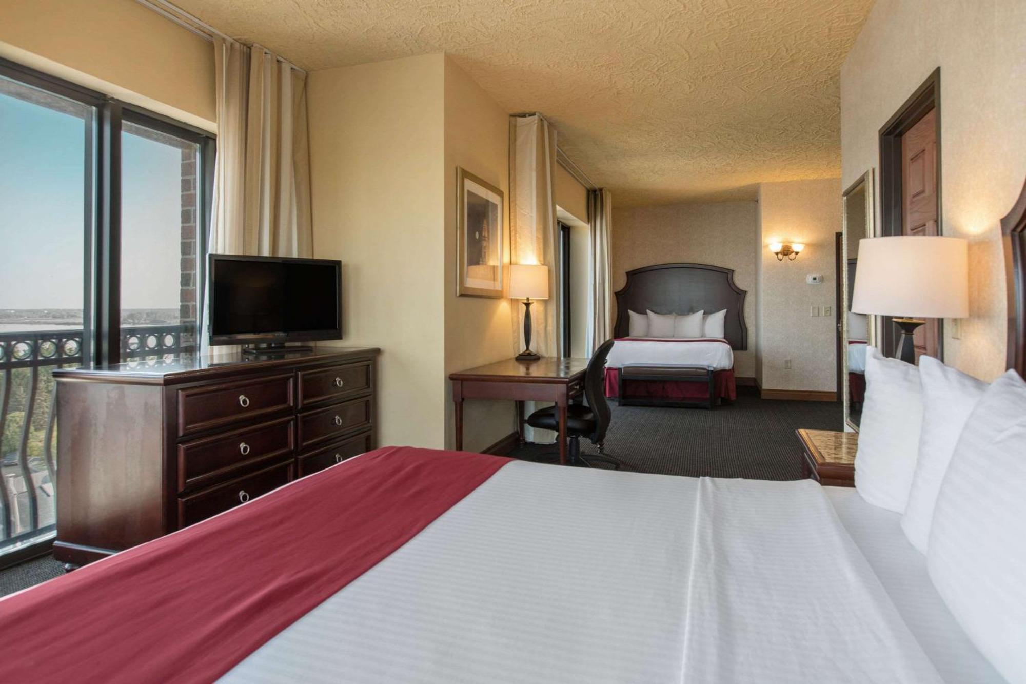 Shoreline Inn & Conference Center, Ascend Hotel Collection Muskegon Dış mekan fotoğraf
