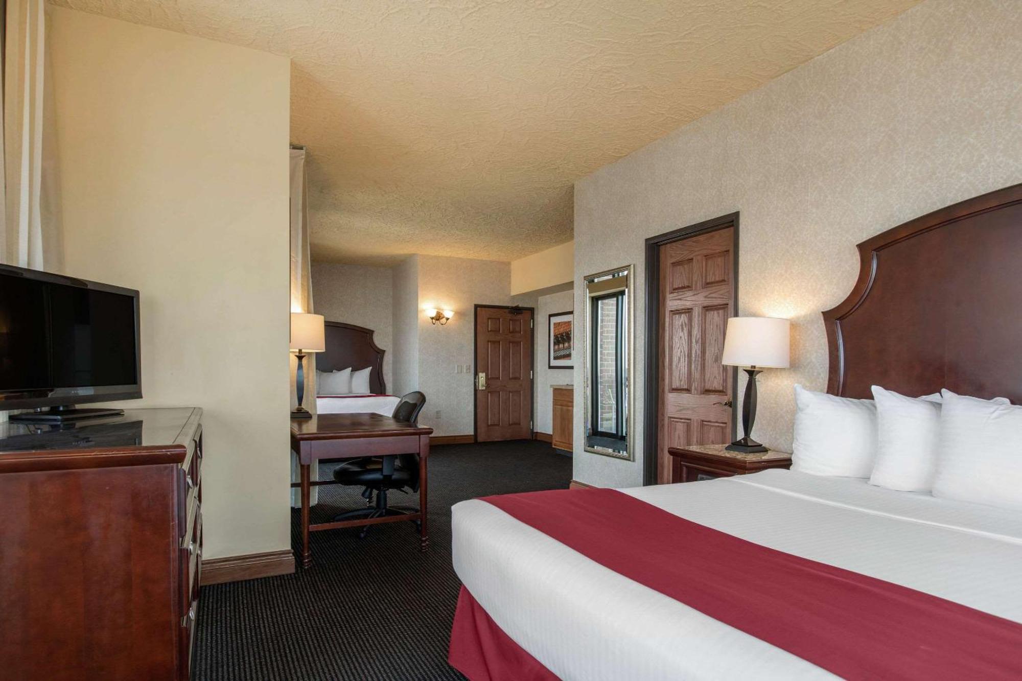 Shoreline Inn & Conference Center, Ascend Hotel Collection Muskegon Dış mekan fotoğraf