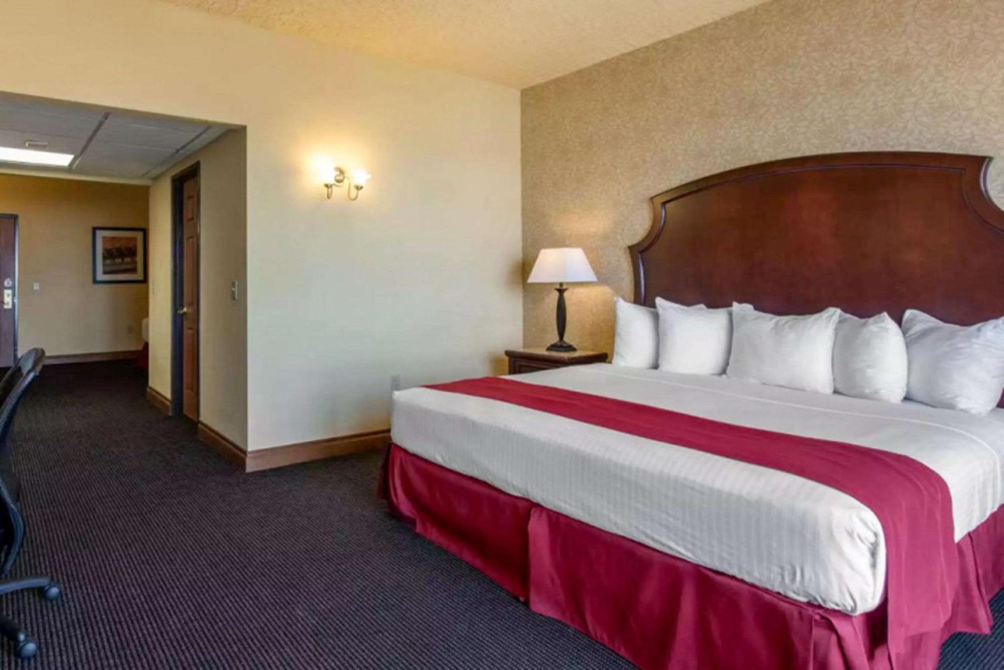 Shoreline Inn & Conference Center, Ascend Hotel Collection Muskegon Dış mekan fotoğraf